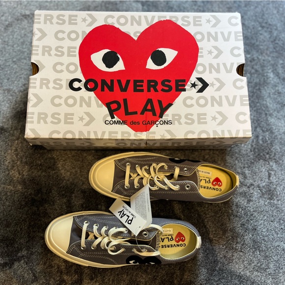 Converse x Comme des Garçons PLAY Chuck 70 - Picture 7 of 13